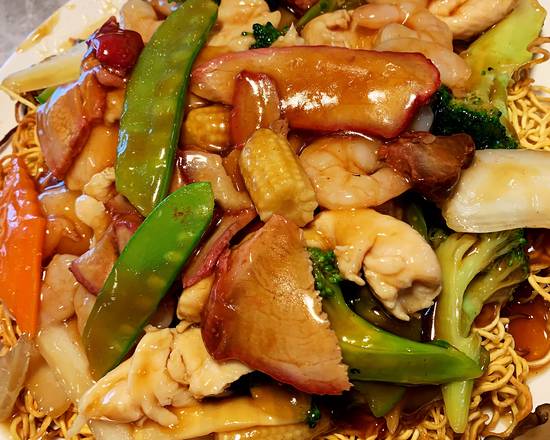106. 廣東炒麵 Nouille frit à la Cantonnais Fried Noodles Cantonese Style